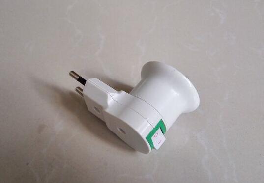 E27 led lamp holder with switch to 2 Pin